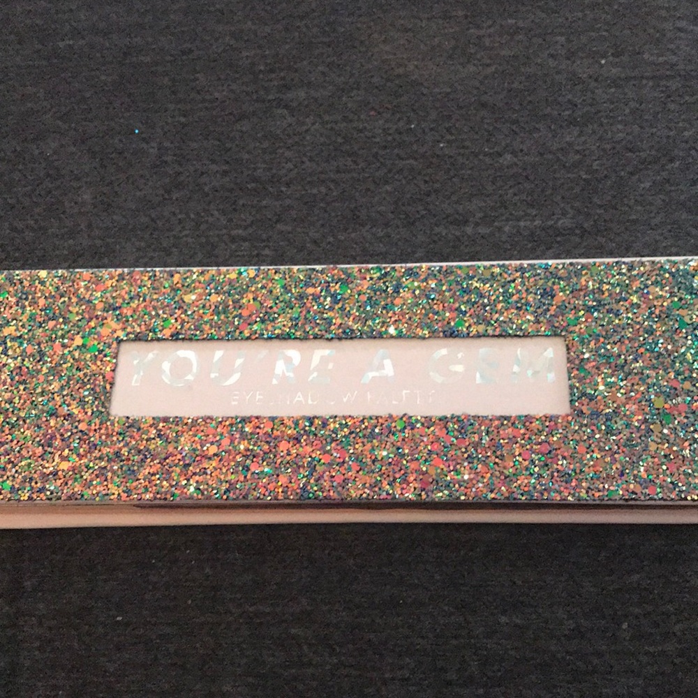 You’re a gem eyeshadow palette - Picture 2 of 4